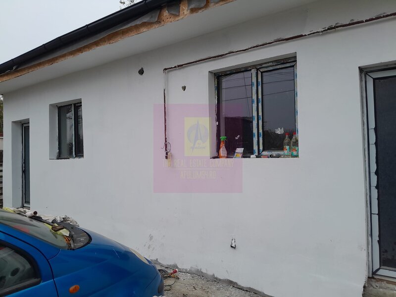 BUCURESTI - SE VINDE CASA 3 CAM IN GIULESTI
