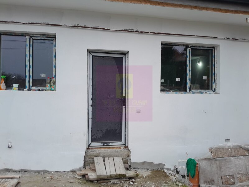 BUCURESTI - SE VINDE CASA 3 CAM IN GIULESTI